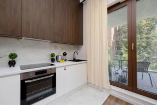 Unique Studio in Lodz with Balcony by Noclegi Renters - 8