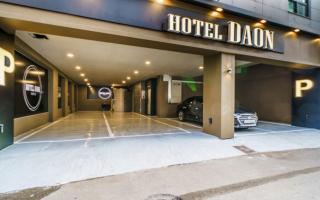 Tongyeong Daon Hotel - 0