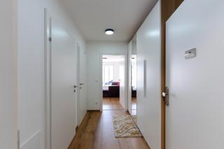 Ranshofen Zimmervermietung Projektentwicklungs GmbH 4 - 5