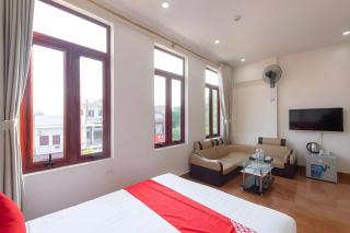 Luxury Airport Hotel & Spa - 1