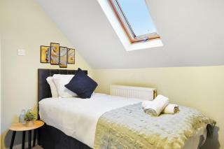 King Size beds, CCTV parking , Discounts - 9