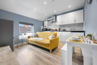 Central Location I King Size Bed Work stays - 6