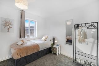 Shops 4min walk Family 2 En-suite Parking x1 - 7