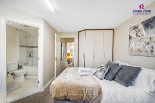 Family & Work stays w 2x Ensuite & Prv Parking 1 - 4