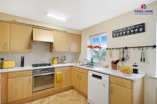 4BR 6Beds 3Bath Parking 3min Walk to Station Heathrow Airport & Windsor - 5