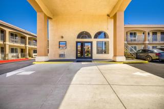 Quality Inn & Suites - 4