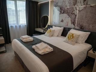 Aslan Gold Hotel - 8