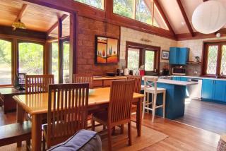 Kookaburra Retreat - peaceful rural bush setting - 1