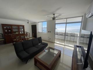 Entire penthouse with sea view in Zona Dorada - 3 bedrooms - 0