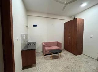 Accuotel Inn Minakshi - 4