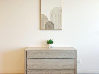 Luxury Accor View 1B Private Parking - Pool - Gym - 1