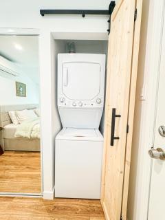 Cozy Designer Guesthouse with Style - RE - 1