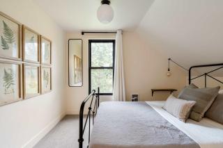 Stay Portland - Fresh Farmhouse Remodel in SE Portland 96BikeScore - 1