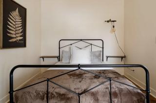 Stay Portland - Fresh Farmhouse Remodel in SE Portland 96BikeScore - 8