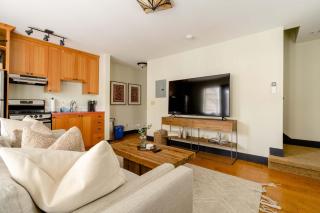 Stay Portland - The Little Tower - Local Vintage Shops & Eateries - 4