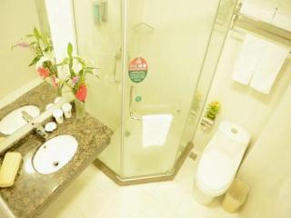 GreenTree Inn Shanghai Waigaoqiao Free Trade Zone Express Hotel - 1