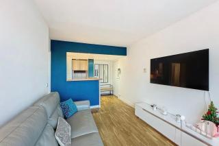 Bright apartment with views of Montmartre - 7