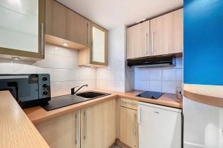 Bright apartment with views of Montmartre - 4