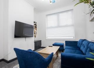 Premium Luxury Home by Anfield & City Centre - 8