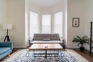 Stay Portland - Spacious 4 bedroom home w two kitchens - 9