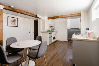 Cozy Portland Home Steps from Food - Sleeps 4 - 6