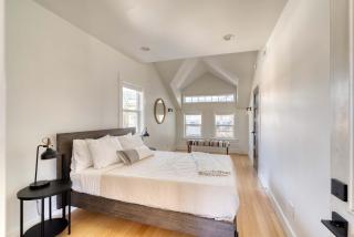 Stay Portland - Casa Solárium, Local Eateries, Parks & Espresso - 6