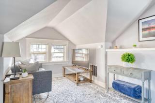 Stay Portland - Luxury Portland Gem! 99 Walk Score, New Remodel - 0