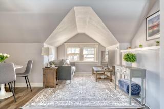 Stay Portland - Luxury Portland Gem! 99 Walk Score, New Remodel - 1