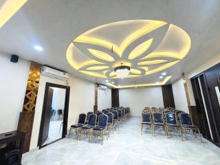 Arka Hotel and Restaurant - 8