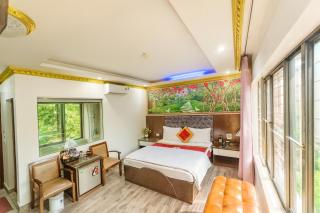 Hoàng Gia Long Biên Hotel - 0