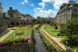 maison en pierres Theix - 9