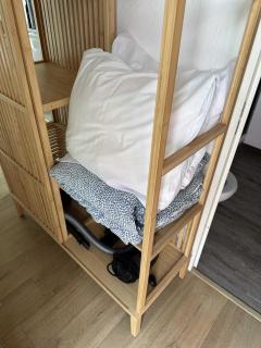 Functional and well located studio close to metro and shops - 6