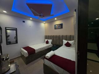 FabHotel Yatri Nivas - Assi Ghat - 8
