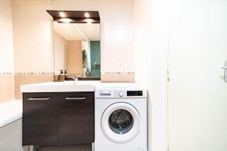 Le petit Montel- studio avec garage-métro Valmy - 1