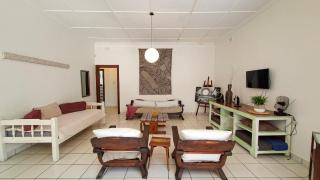 Family Retreat Holiday Home - 8