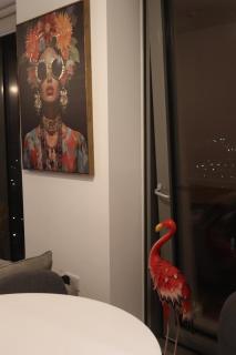 Sky View City Centre Luxury Apt - 9