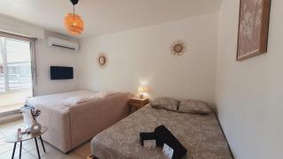 Studio Club 4 personnes Climatisation Wi-Fi Piscine - ROSSIconciergerie - Linge inclus - 4