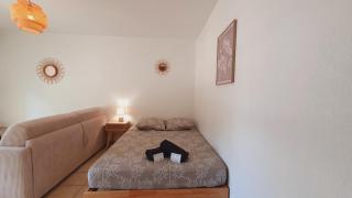 Studio Club 4 personnes Climatisation Wi-Fi Piscine - ROSSIconciergerie - Linge inclus - 2