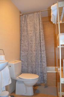 Precioso apartamento con garaje en Ares - 1