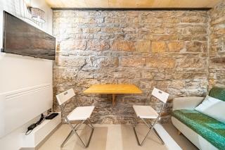 Le petit Victor Hugo - studio Bellecour - 1