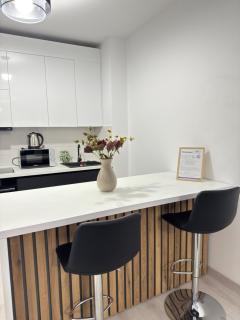 Deluxe Adora Park Cozy Apartments Arad - 7