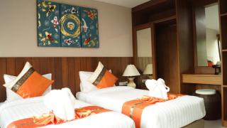 Huen Jao Ban Hotel - 8