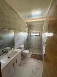 Luxury family villa with private pool - 8