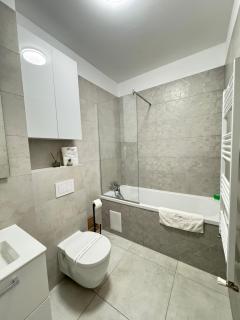 Deluxe Adora Park Cozy Apartments Arad - 2