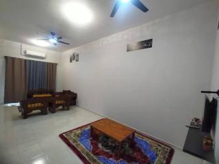 Harmoni's Homestay - 9