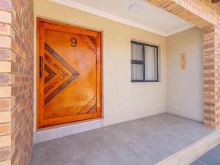 Kuhle Guesthouse - 5