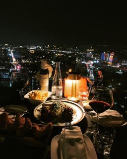 Light Vesper Premium Hotel & Sky Bar - 8