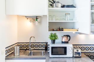 Le Petit Chaponnay - Charming Apartment for 2 near Saxe Gambetta - 4