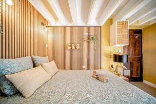 Warm and well-appointed studio Foch Masséna district - 8