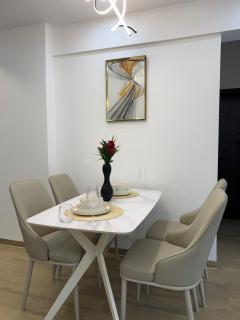 Velvet Homes Luxury 2 Bedroom Apartment - 8